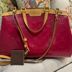 Authentic Louis Vuitton Brea MM Rose Vernis